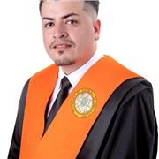 Me defino como una persona apasionada por la enseñanza con habilidades para adaptar mis métodos a las necesidades estudiantiles